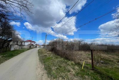 Teren de 2623 mp, în Central - 1