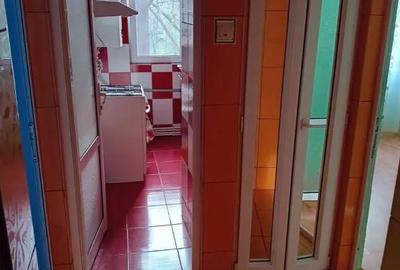 Apartament cu 2 camere decomandat în Micro 19 - 17