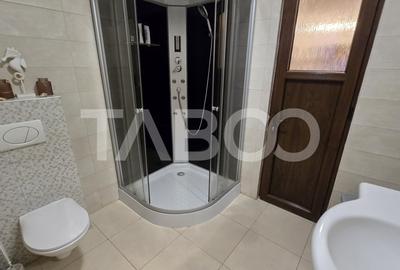 Casă individuală cu 5 camere cu Teren 477 Mp în Piața Cluj - 11