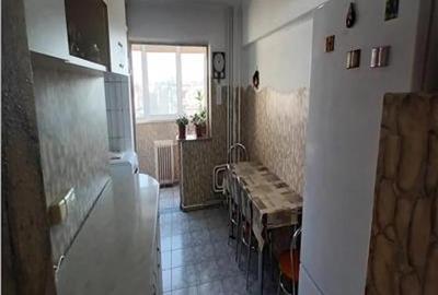 Apartament cu 2 camere, decomandat - zona Tractorul - 8