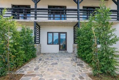 Casă cu 8 camere cu Teren 1100 Mp în Sohodol - 14