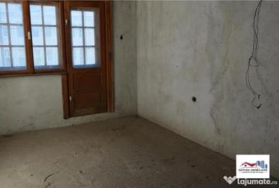 Casă cu 6 camere cu Teren 550 Mp în Târnăveni - 7