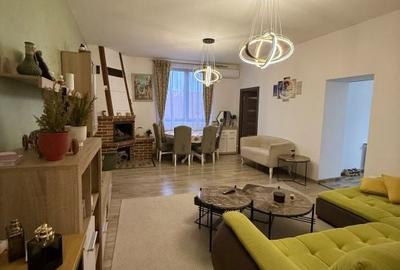 Apartament cu 3 camere în Central - 13