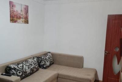 Apartament cu 2 camere semidecomandat în Km 4-5
