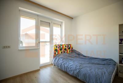 Casă individuală cu 6 camere cu Canalizare în Exterior Sud - 15