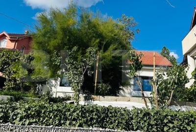 Casǎ finisata modern,  la cheie, vis-a-vis de Spitalul Judetean - 16