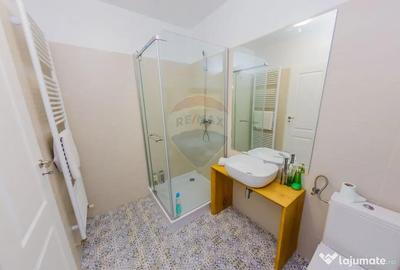 Casă cu 7 camere cu Teren 6370 Mp în Groși - 14