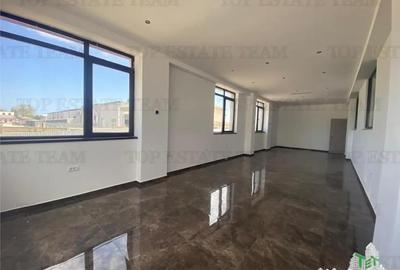 Spațiu comercial, de 65 mp, în Năvodari - 2