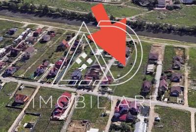 Teren intravilan de 4200 mp, în 9 Mai - 3