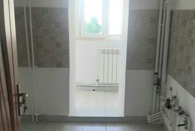 Alexandru - Zimbru, 2 camere decomandat, liber - 4