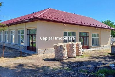 Spațiu comercial, de 338 mp, în Central - 8