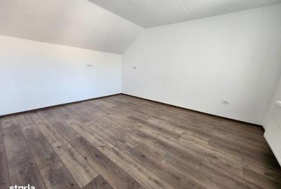 Spațiu comercial, de 242 mp, în Central - 13