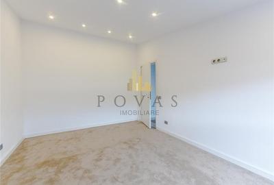 Casă cu 5 camere cu Canalizare în Central - 18