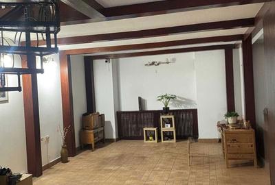 Spațiu comercial, de 56 mp, în Albești - 2