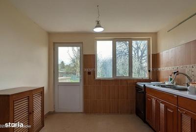 Casă cu 4 camere în Valea Mare - 12