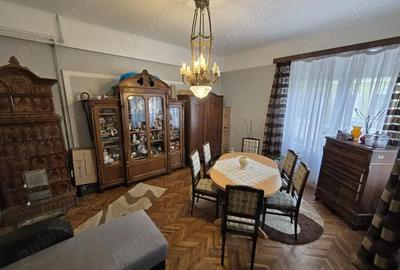 Apartament cu 3 camere în Central - 12