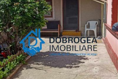 MAHMUDIA-CASA BATRANEASCA 4 CAMERE,TEREN 990 MP. - 3