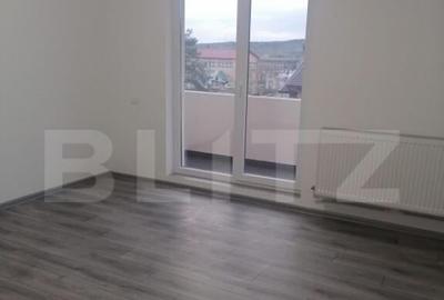 Apartament cu 2 camere, bloc nou, decomandat, 63 mp, zona Si - 4