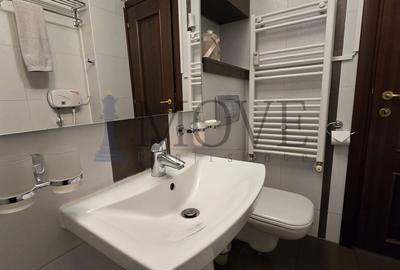 Apartament cu 4 camere semidecomandat, mobilat în P-ța Victoriei - 46