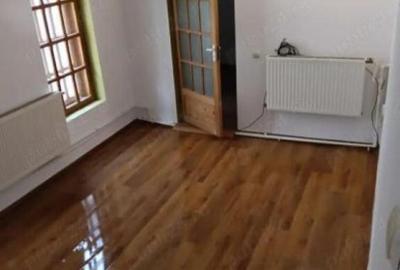 Centru, Piata Grivitei, casa 6 camere de vanzare Centru, Piata Grivitei, casa 6 camere de vanzare - 5