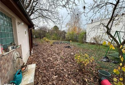 Casă cu 5 camere cu Teren 1000 Mp în Titulescu
