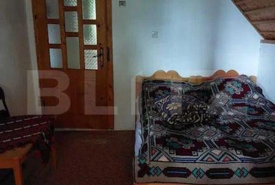 Casă cu 3 camere cu Teren 500 Mp în Central - 2