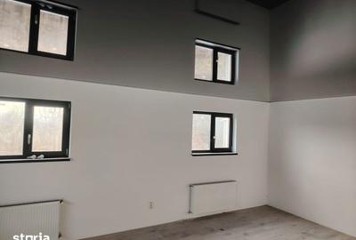 Casă cu 4 camere cu Teren 400 Mp în Bucium - 1