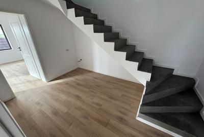 Casă individuală cu 3 camere cu Canalizare în Est - 7