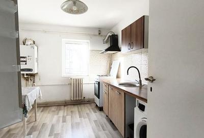 Apartament cu 3 camere decomandat în Central - 3