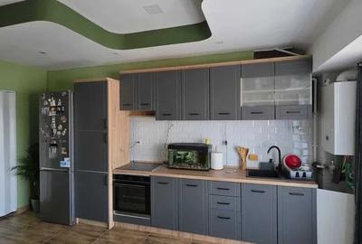 Apartament de 3 camere, 58mp, finisat, mobilat, zona Baciu - 2