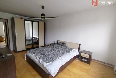 Apartament cu 3 camere decomandat, mobilat în Lunei - 8