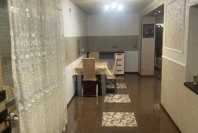 CASA -3 CAMERE DE INCHIRIAT ZONA INTIM -SABROSO - 13