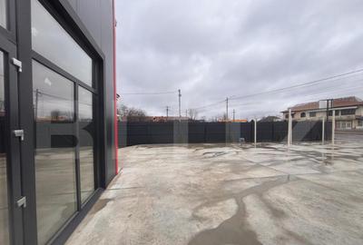 Spațiu comercial, de 320 mp, în Central - 11