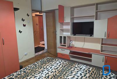 Apartament cu 2 camere decomandat în Frații Golești