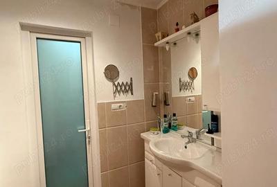 Apartament cu 3 camere decomandat în Central - 2