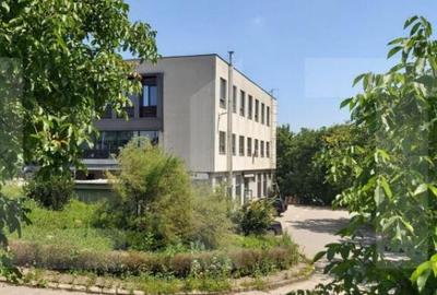 450 MP- Etaj cladire de birouri cu parcari incluse. - 1