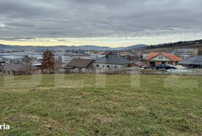 Teren de 4600 mp, în Central - 3