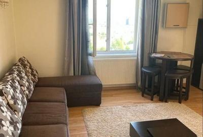 Apartament cu 2 camere decomandat în Olteniței