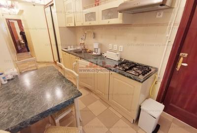 Apartament cu 2 camere decomandat, mobilat în P-ța Amzei - 17
