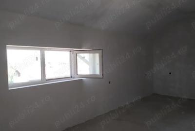 Casă cu 3 camere cu Teren 600 Mp în Techirghiol - 1