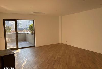 Apartament cu 4 camere în Ștefan cel Mare - 8