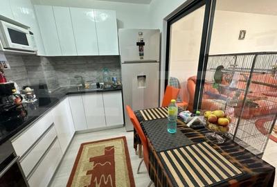 Apartament cu 2 camere decomandat în Central - 2