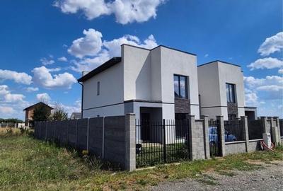 Casă cu 4 camere în Giroc - 1