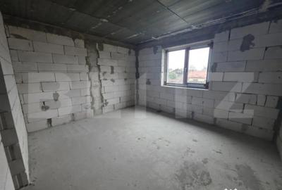 Casă cu 4 camere cu Teren 570 Mp în Central - 14