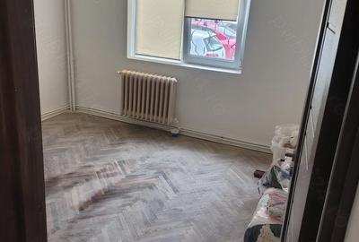Apartament cu 3 camere decomandat în Central - 6