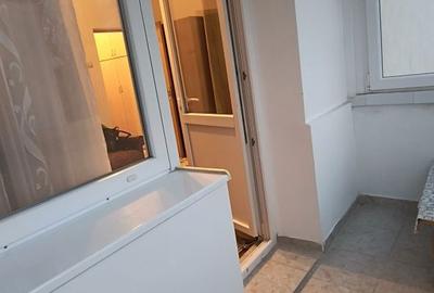 Garsonieră decomandată în Central - 2