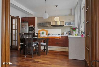 Casă cu 6 camere cu Teren 780 Mp în Brănești - 2