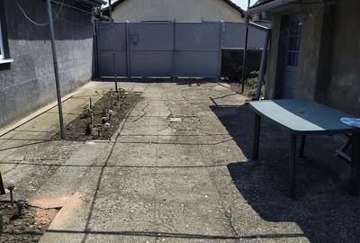 Casă cu 4 camere în Deta - 9