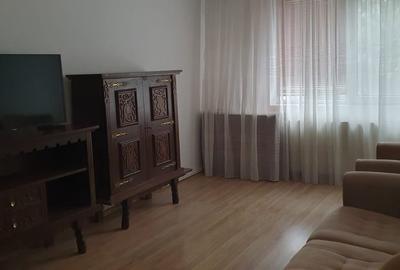 Apartament cu 3 camere decomandat în Titan - 6