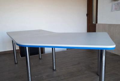 Spațiu comercial, de 2 mp, în Central